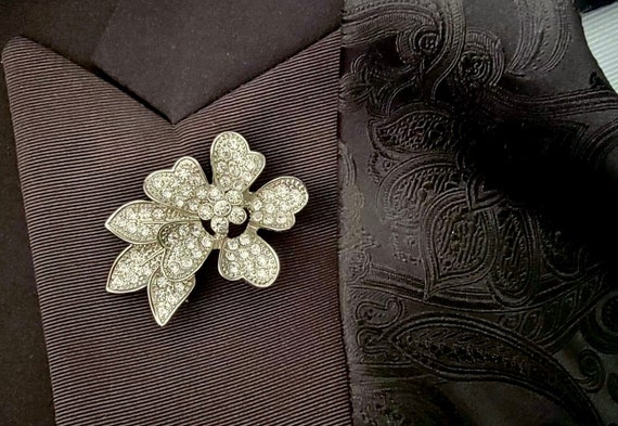 Vintage Floral Brooch Pin, Something Old Somethin… - image 1