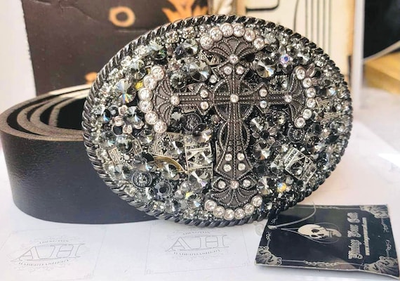 Vintage Glam Belt, Crystal Cross and Black Leather Design  display picture 2