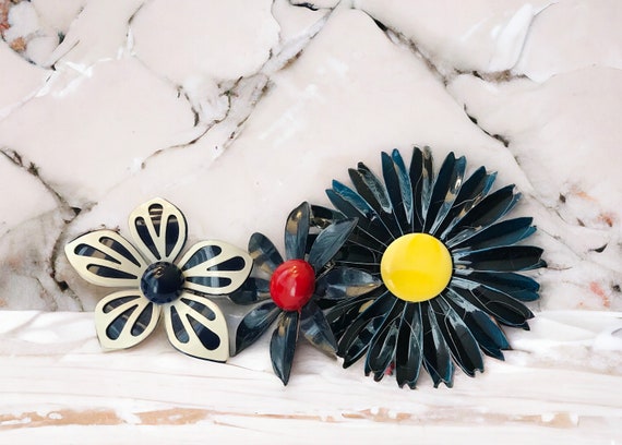 Vintage Metal Flower Pins, Three Enameled Colorfu… - image 8