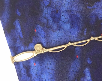 Gold-tone and Mother of Pearl Fishing Reel Classic Vintage Tie Clip