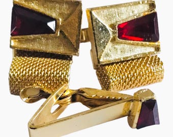 Vintage Goldtone Cufflink Tie Clip Gift Set: Mid Century Cuff Links Red Accent, Gold Tone Retro Minimalist Design, Prom Groom Cuff Links