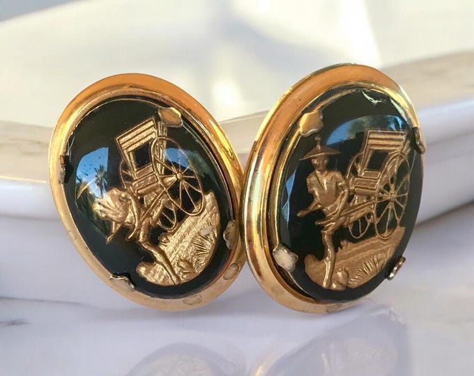 Vintage Cuff Links Asian Gold and Black Detailed Design, Man with Rickshaw in Gold-Tone on Black Cufflinks, Lacquered Retro Cuff Links