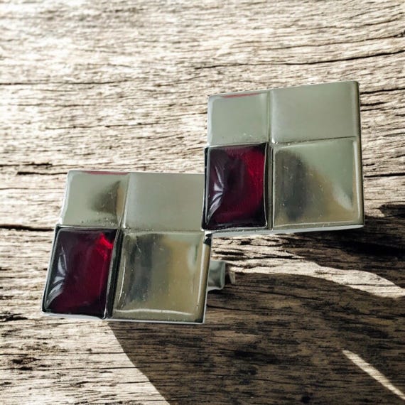 Mid-Century Modern Cufflinks: Silver Tone & Red L… - image 9