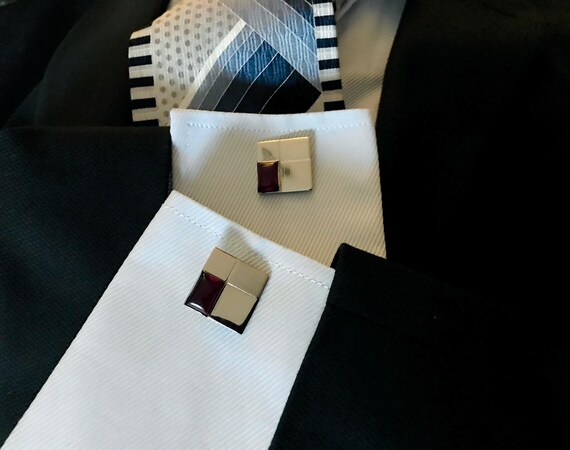 Mid-Century Modern Cufflinks: Silver Tone & Red L… - image 6