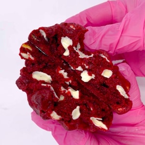 White Chocolate Red Velvet Cookies, NY Style cookies, Stuffed Cookies, Gourmet cookies, Red Velvet Cookies, White Chocolate Stuffed Cookies.