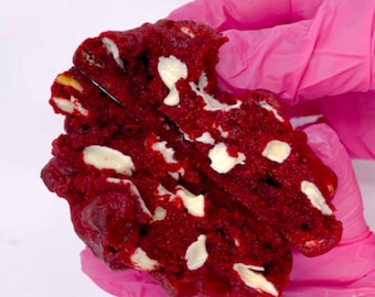 White Chocolate Red Velvet Cookies, NY Style cookies, Stuffed Cookies, Gourmet cookies, Red Velvet Cookies, White Chocolate Stuffed Cookies.