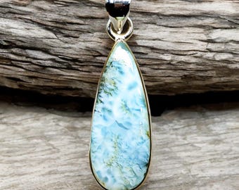 Pendentif Larimar naturel en forme de poire : collier Caraïbes en argent sterling