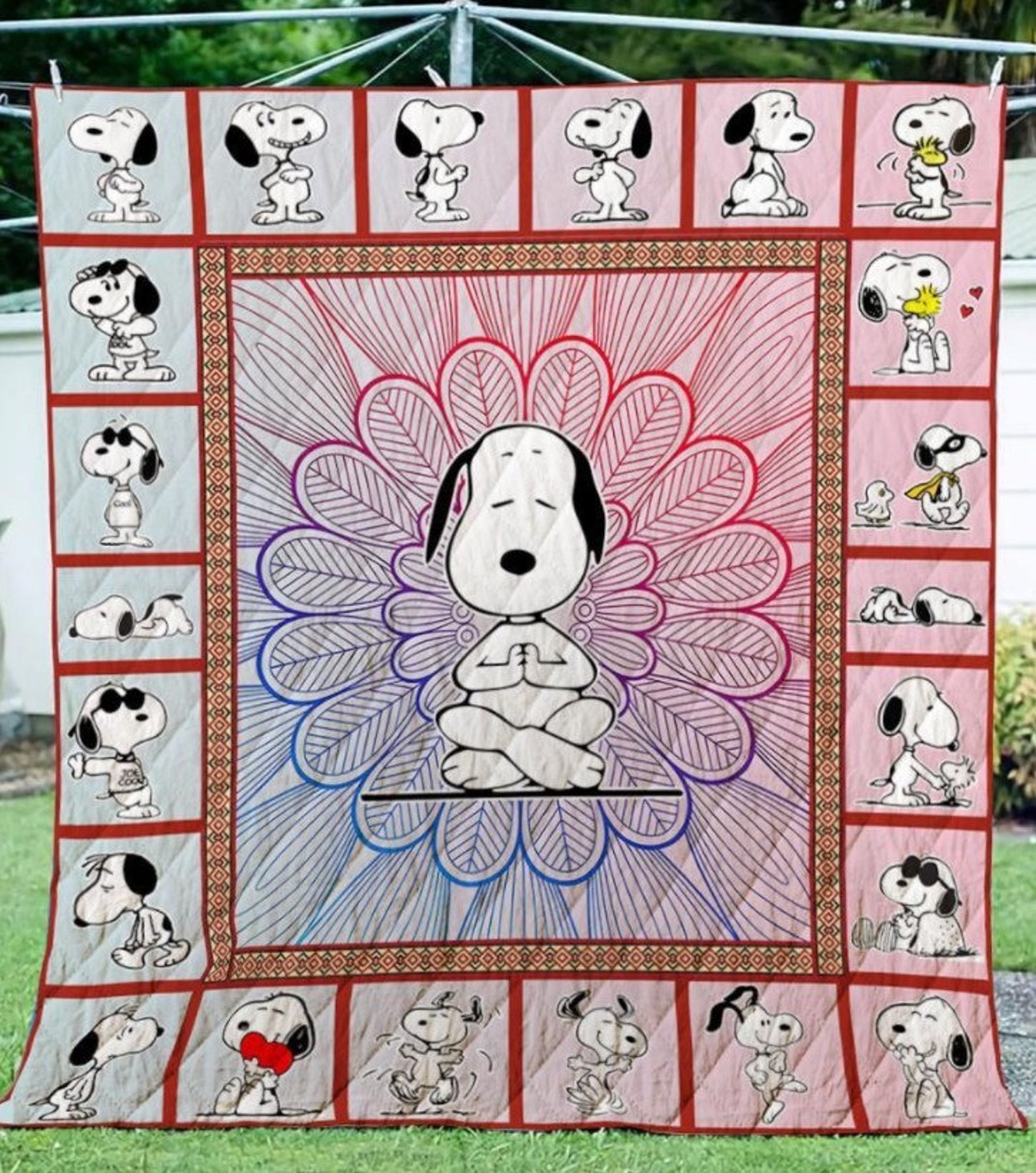 SNOOPY MANDALA QUILT Peanuts Quilt Snoopy And Friends Etsy