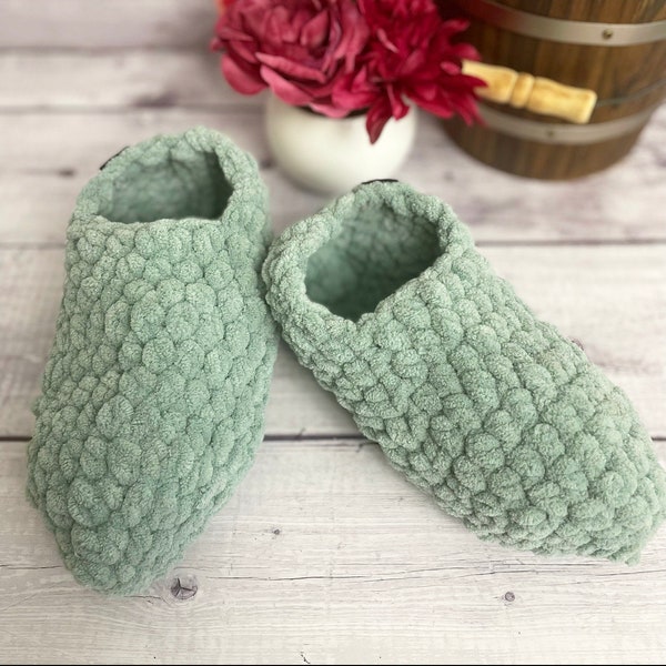 Crochet indoor slipper,  Knit slipper, Valentine gift mom, Grandma, Crochet indoor sock, Gift for men, Knit slip on sock, Warm cozy gifts