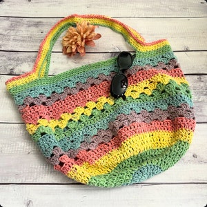 Handgemachte gehäkelte Strandtasche: Bunte Markttasche aus Baumwolle