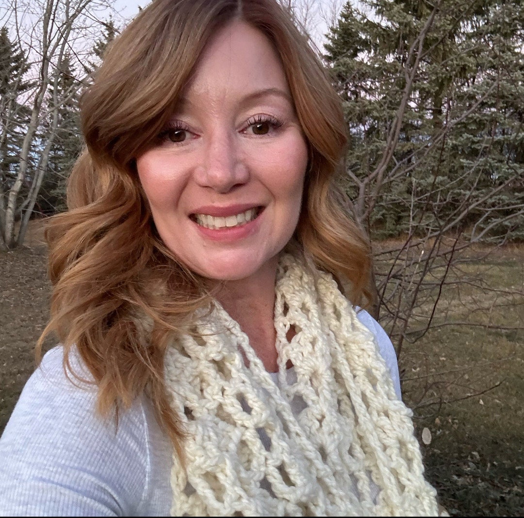Handmade Chunky Crochet Scarf With Fringe: Winter Accessory - Etsy