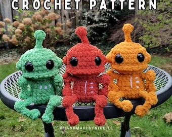 Lanky Robot Crochet Pattern (Digital File)