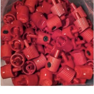 Red QLDR NY Fat Caps For Spraypaint 10Pc