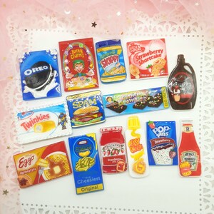 Resin hand painted grocery keychain / magnets