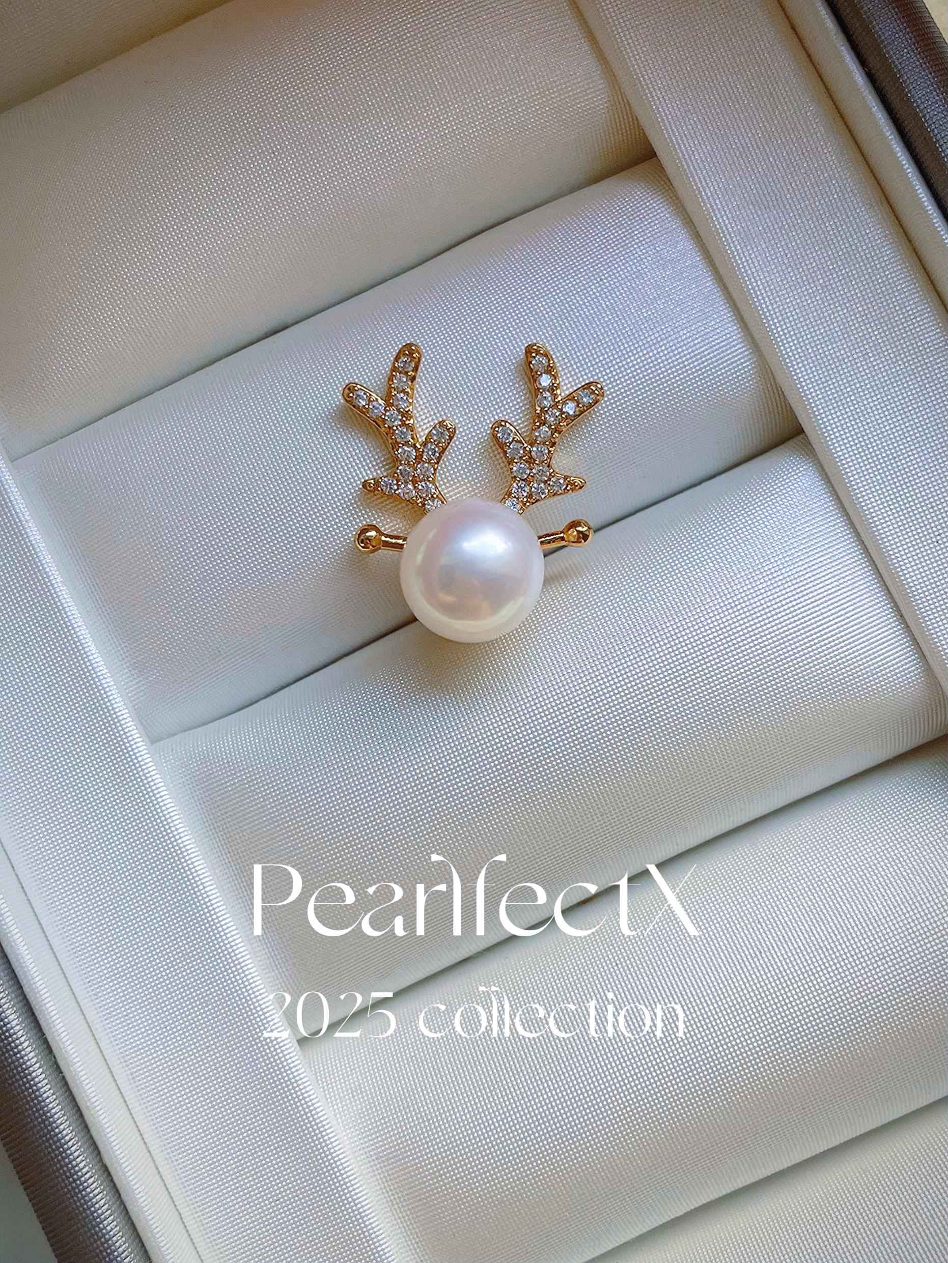 8-8.5mm White Pearl Christmas Dear Brooch | Round-shape | Natural