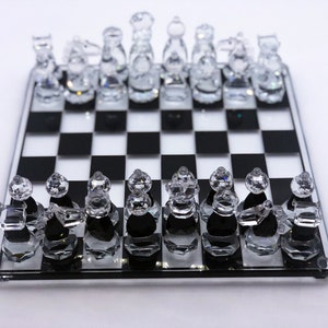 Handmade Crystal Chess Set, Luxury Cut-Glass Chess Set, Unique Chess Set, Christmas Gift Chess Set, Housewarming Gift image 3