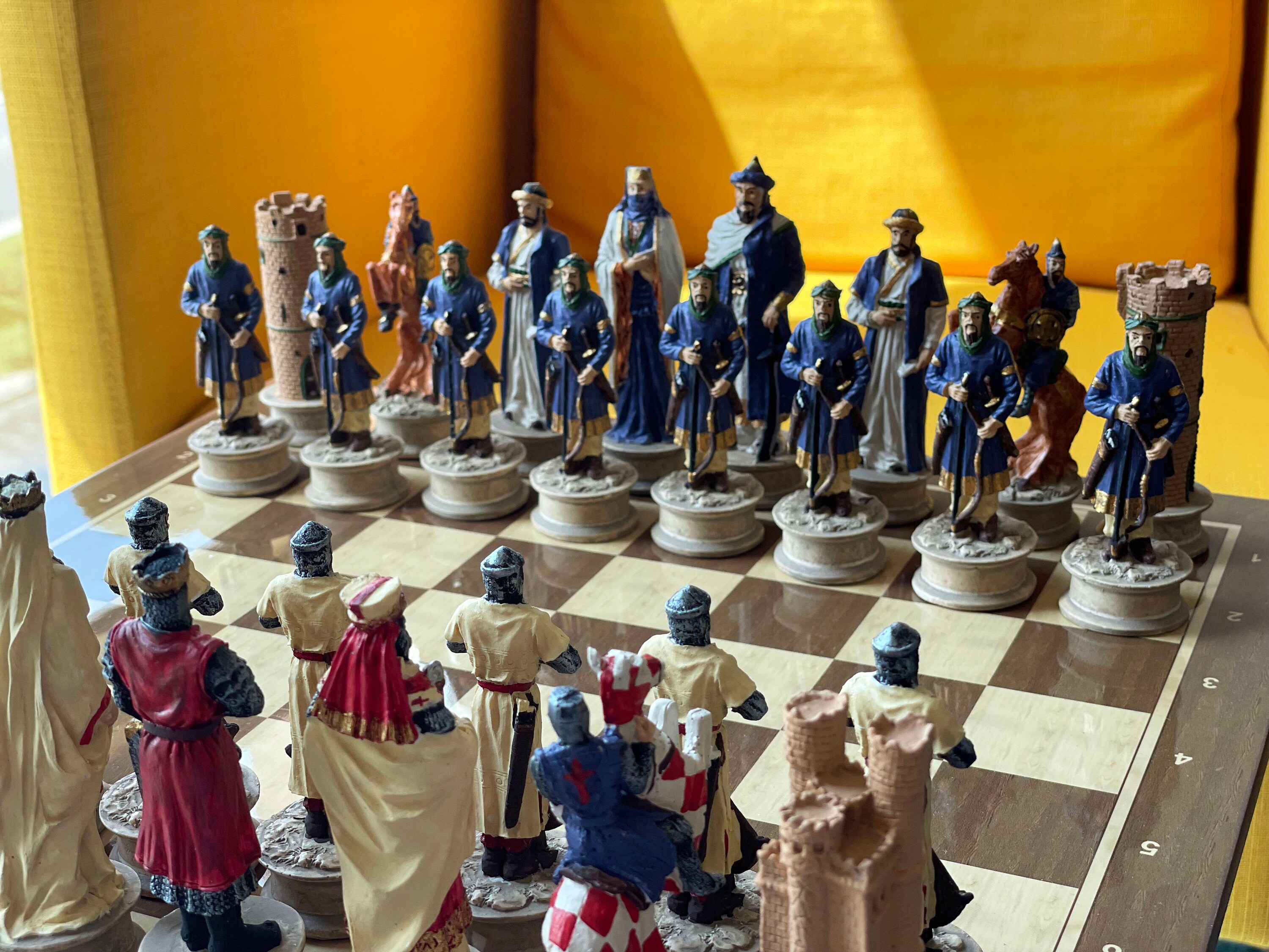 Medieval Royal Chess: Classic Board Game