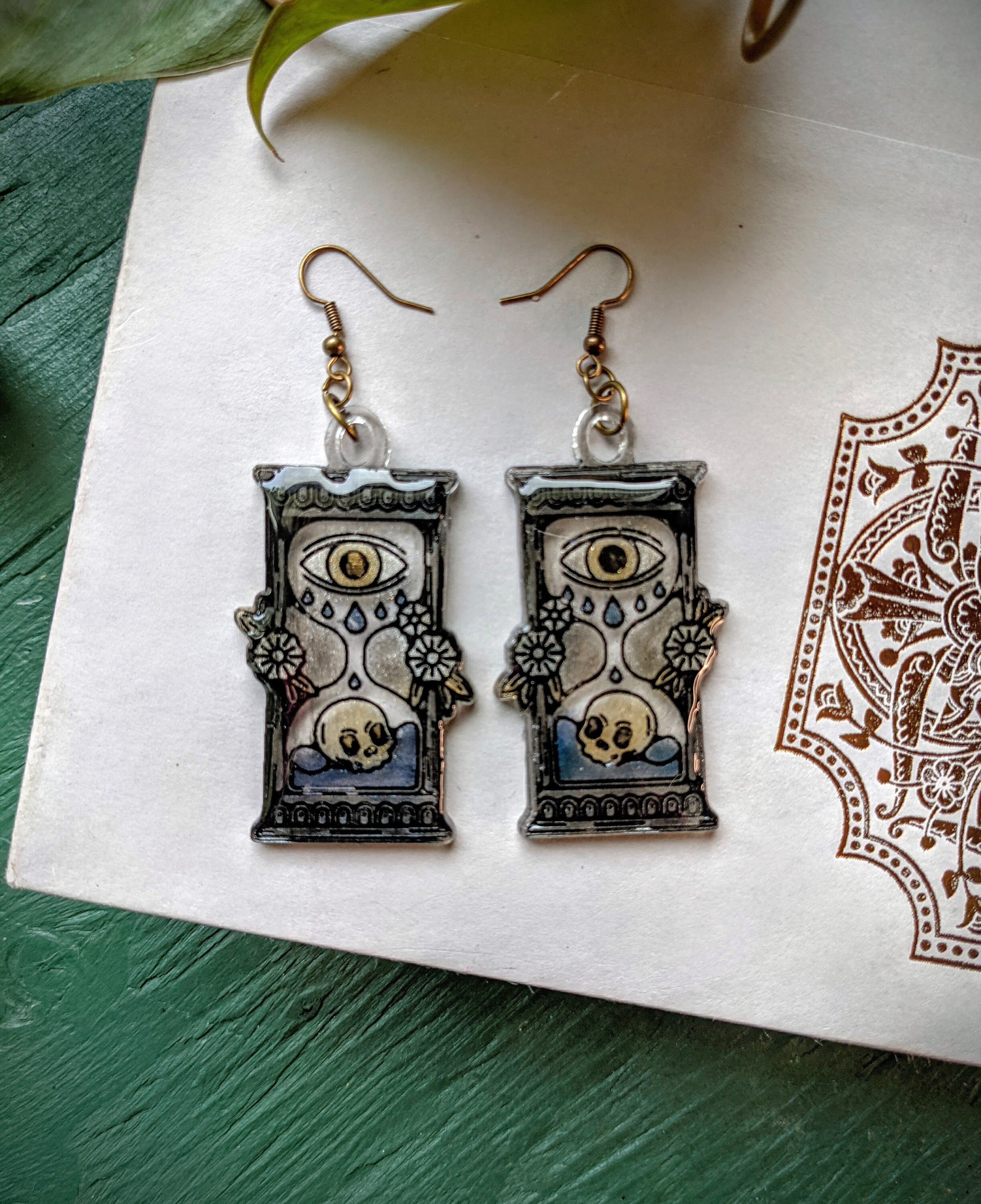 Blau und Gold Totenkopf Sanduhr Ohrringe Goth Auge und | Etsy