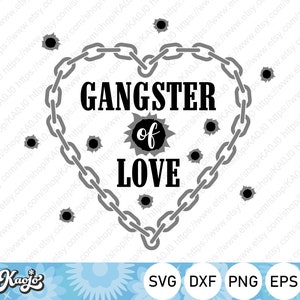 以下が含まれることがあります： 黒と白のグラフィックデザインで、「Gangster of Love」というテキストが太字で書かれています。テキストは、銃弾の穴のあるチェーンリンクのハート型で囲まれています。背景は白で、小さな銃弾の穴が繰り返しパターンになっています。