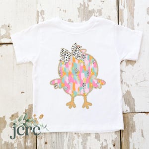 Pastel penseelstreek Chick, png | Leuk paasontwerp voor haar | Perfect voor sublimatie, zeefdruk of DTF-overdracht | png-jpg-bestanden