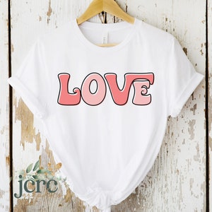 Hou van SVG | Retro Valentijnsdag SVG | Valentijnsdag shirt PNG | Hallo liefde SVG | Hou van Vibes-svg | Digitaal snijbestand | Sublimatie PNG-bestand