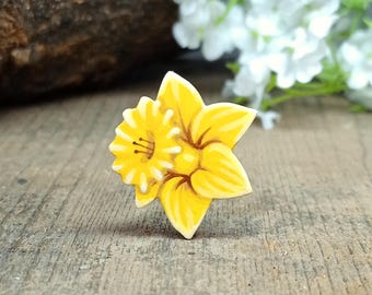 Daffodil Pin, Handmade Wooden March Birth Flower Badge