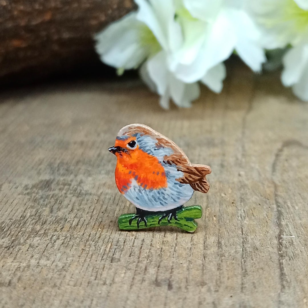 Robin Pin Stan Robin Pin, Handmade Wooden Bird Badge - Etsy