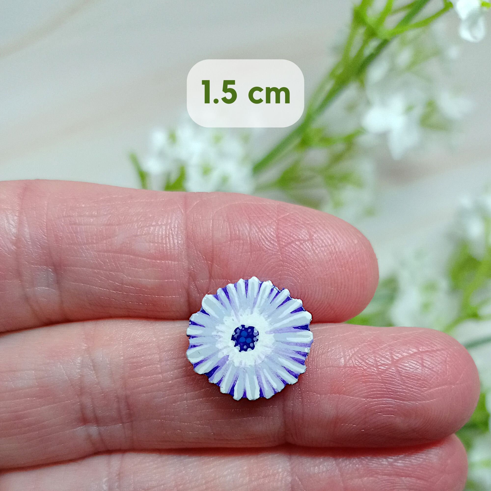 Daisy Flower Brooch - Etsy 💜💜💜Daisy brooch really adorable main image 2