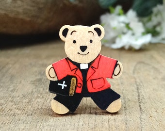 Vicar and Bible Bear, Handmade Pin or Fridge Magnet, Thank You Gift For Vicar, New Lady Minister Gift, Pastor Ordination, Wooden Teddy Badge