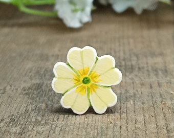 Primrose Pin, Handmade Primrose Gift, February Birth Flower, Little Yellow Flower, Hand Painted Primrose Jewellery, Small Wildflower Pin