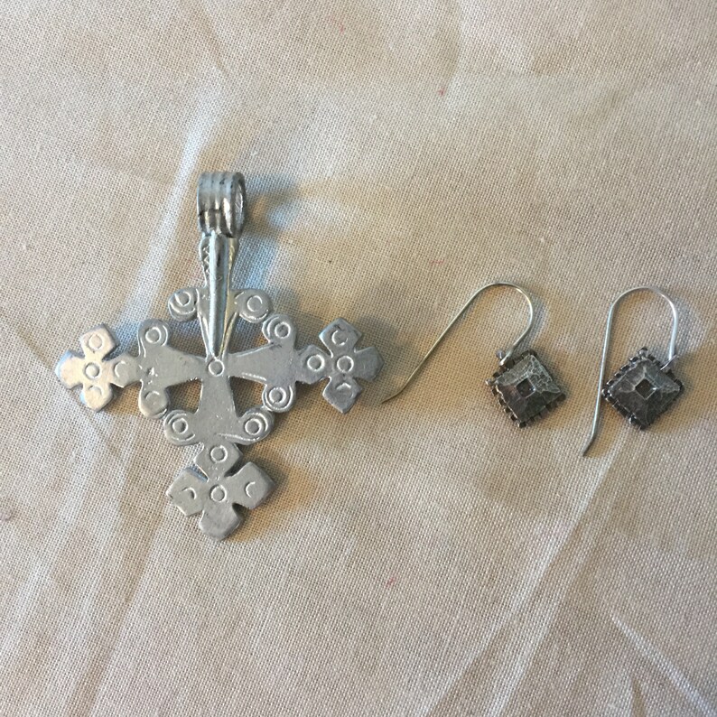 Cross Pendant /& Earring Gift Set