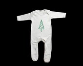 Personalised / Christmas Tree minimalistic design 100% cotton baby long sleeve romper suit. Multiple romper colours & prints.