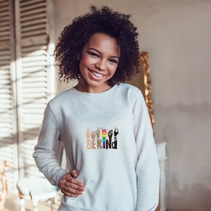 Be kind Pullover, Hoodies, T-Shirts gestalten mit deinem Bügelbild für Diversität und Vielfalt, einzigartige Geschenkidee Bild 9