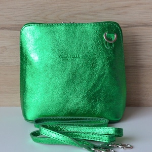 Handtasche "Piccolo" mit auffällig grün schillerndem Glitzer-Schultergurt aus italienischem Leder - Viele Farben erhältlich - Umhängetasche - ideales Geschenk