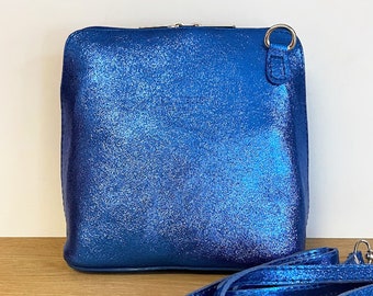 "Piccolo" handbag with iridescent blue shoulder strap in Italian leather - Lots of colors available - crossbody bag - ideal gift