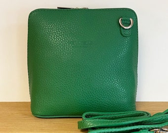 Handbag "Piccolo" bottle green shoulder strap in Italian grained leather - Many colors available - crossbody bag - ideal gift