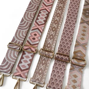 Bandoulière sac à main beige rose pastel printemps - anse crossbody - sangle réglable idée cadeau femme détails dorés ou argentés