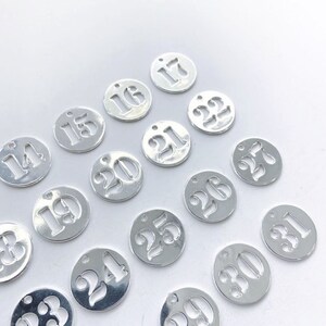 Number Pastille - Number charm from 1 to 31 - 10 micron silver plated
