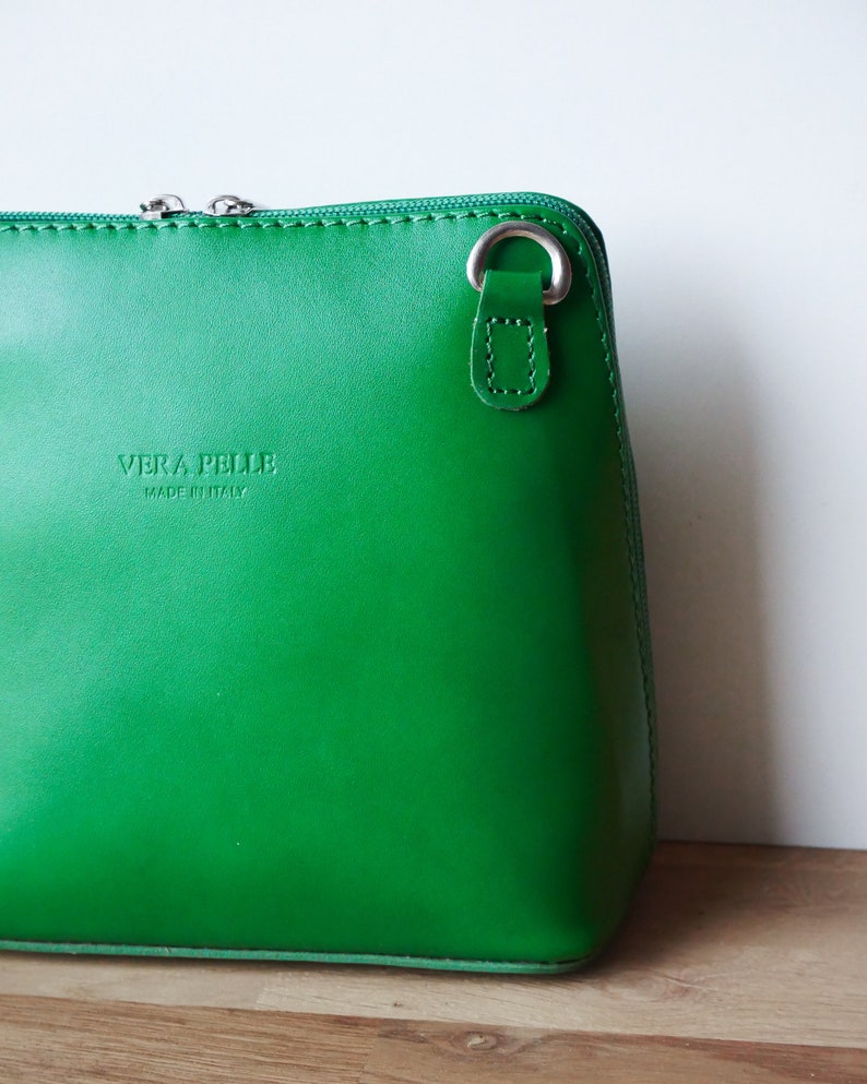 Sac à main Piccolo bandoulière vert pomme cuir lisse italien Plein de coloris disponibles sac crossbody idéal cadeau image 4