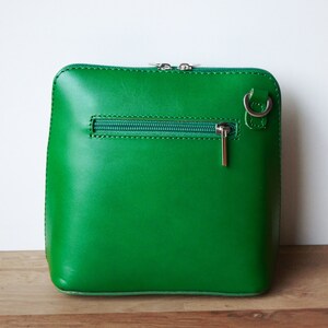 Sac à main Piccolo bandoulière vert pomme cuir lisse italien Plein de coloris disponibles sac crossbody idéal cadeau image 3