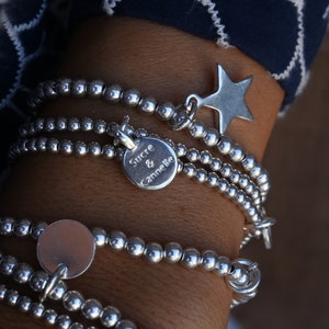 Bracelet Gaïa en perles plaqué argent sa breloque personnalisable. Vendu à l'unité, idéal en accumulation Plusieurs tailles disponibles. image 9