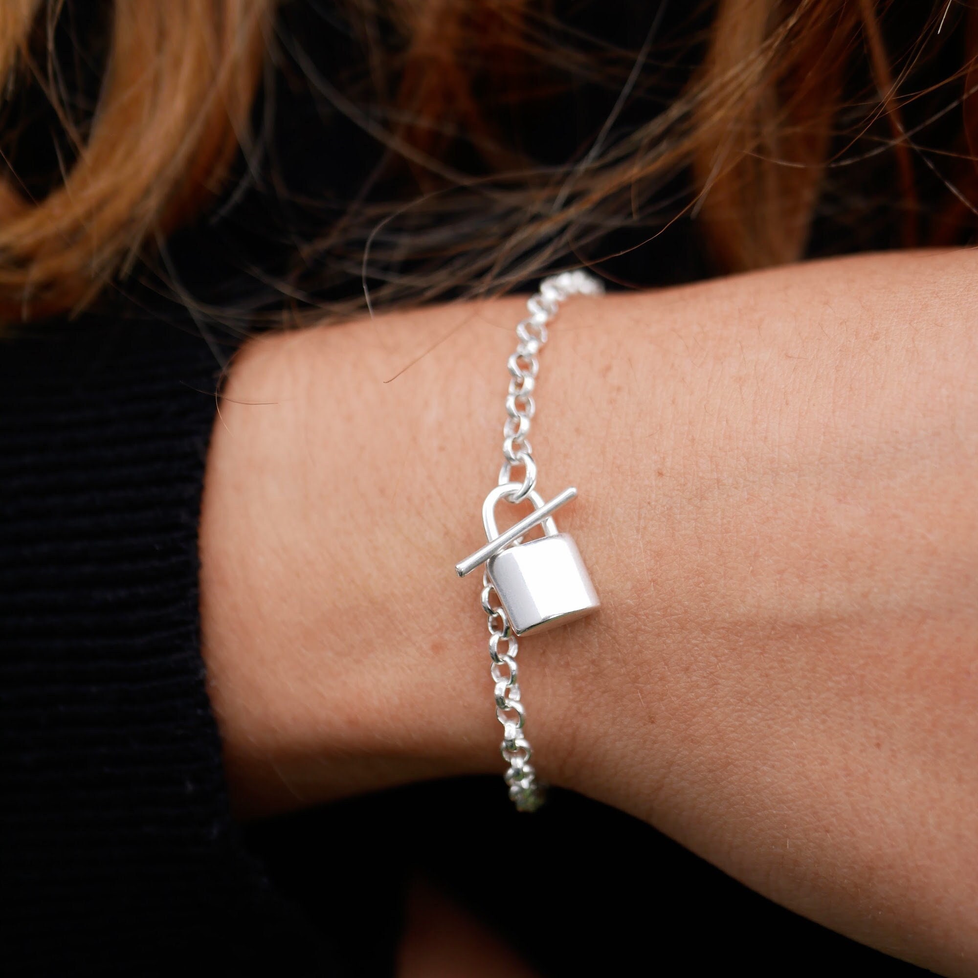 Tiffany t two single hotsell chain bracelet