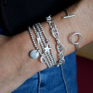 Bracelet Gaïa en perles plaqué argent sa breloque personnalisable. Vendu à l'unité, idéal en accumulation Plusieurs tailles disponibles. image 6