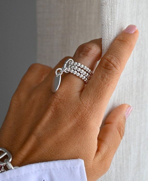 Bague avec plaque ronde hotsell