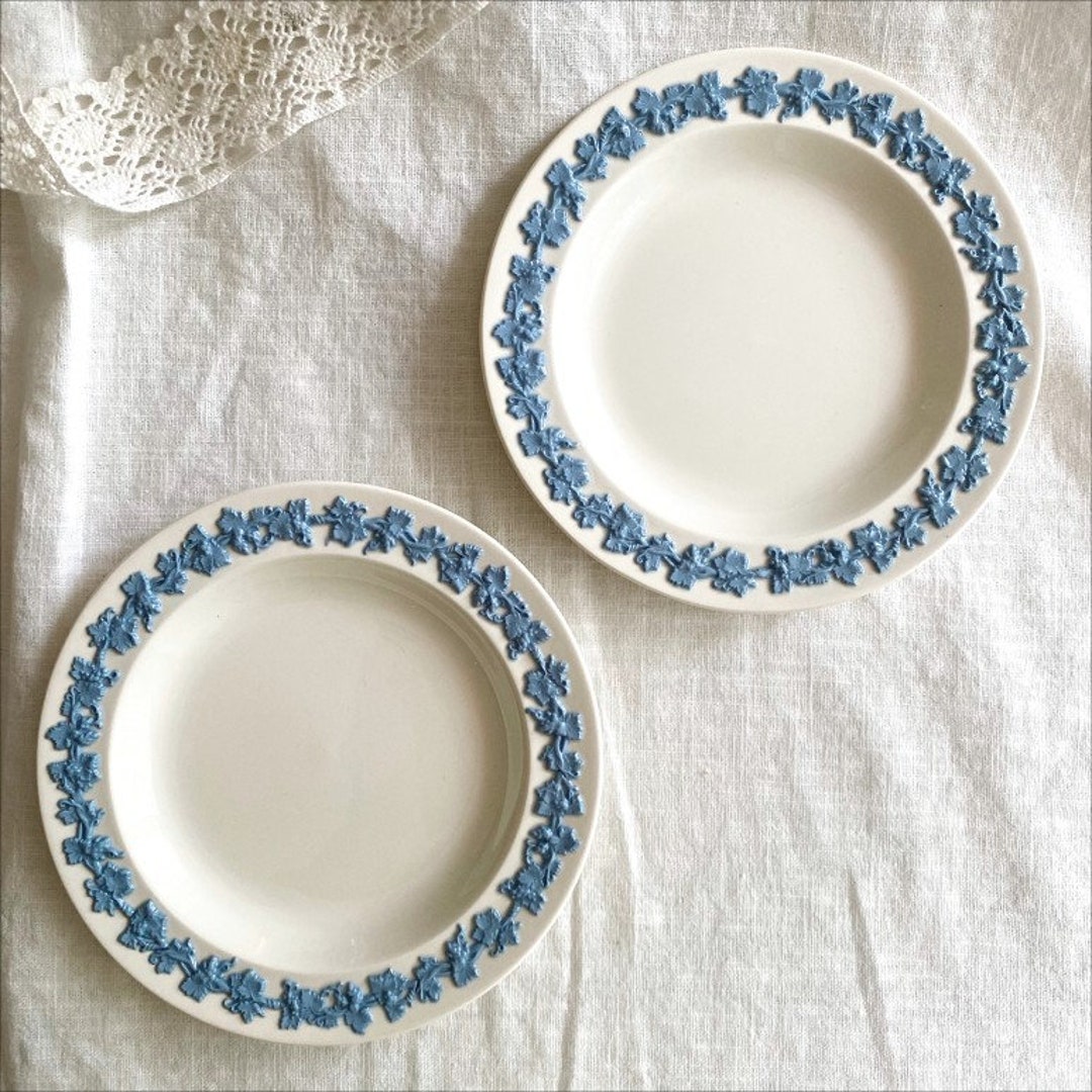 Wedgwood Queensware Lavender on Cream Bread Plate With Plain Edge