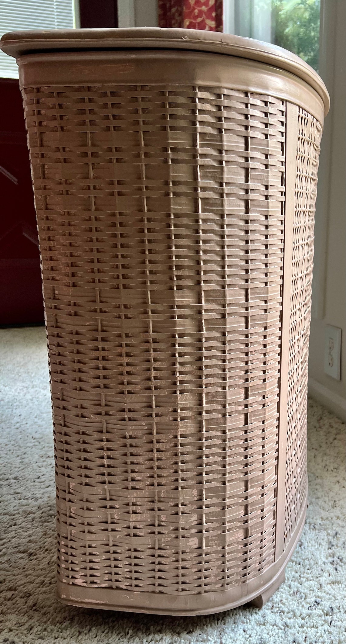 Vintage MCM 1950s Pearl Wick Basket Weave Wicker Large Laundry Hamper