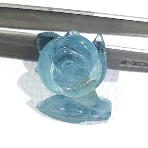 Hand Carved Aquamarine Flower Gemstone: 20.18 Carat Sky Blue Carving