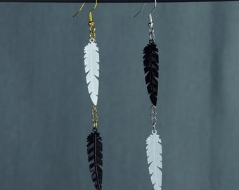 Crowley/Ziraphale Edelstahl und Sterling Silber Feder Ohrringe - Engel/Dämon Husbands Feder baumelnde Ohrringe