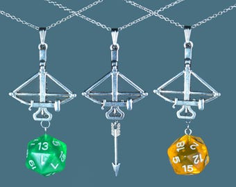 Nott/Veth D20 Crossbow Arrow Rogue Dangling Necklace – Critter Cosplay – Mighty 9 – Dice and Dragons – TTRPG Jewelry