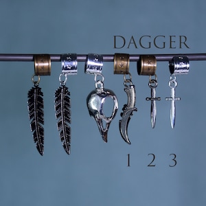 Vax Skull Feathers Daggers Rogue Ear Cuffs – Critter Cosplay – Dice and Dragons – TTRPG Jewelry